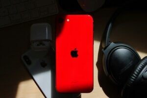 Apple Marks Original iPhone SE as Obsolete, Ending Repairs